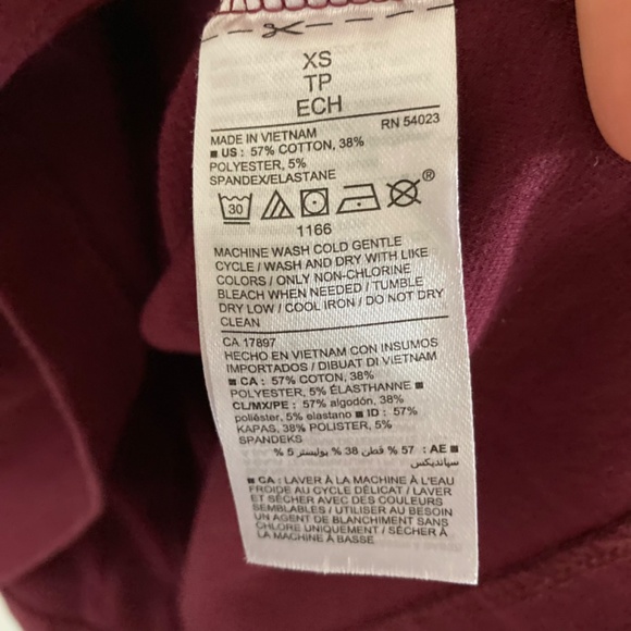Old Navy XS pont knit burgundy dress - Picture 4 of 5